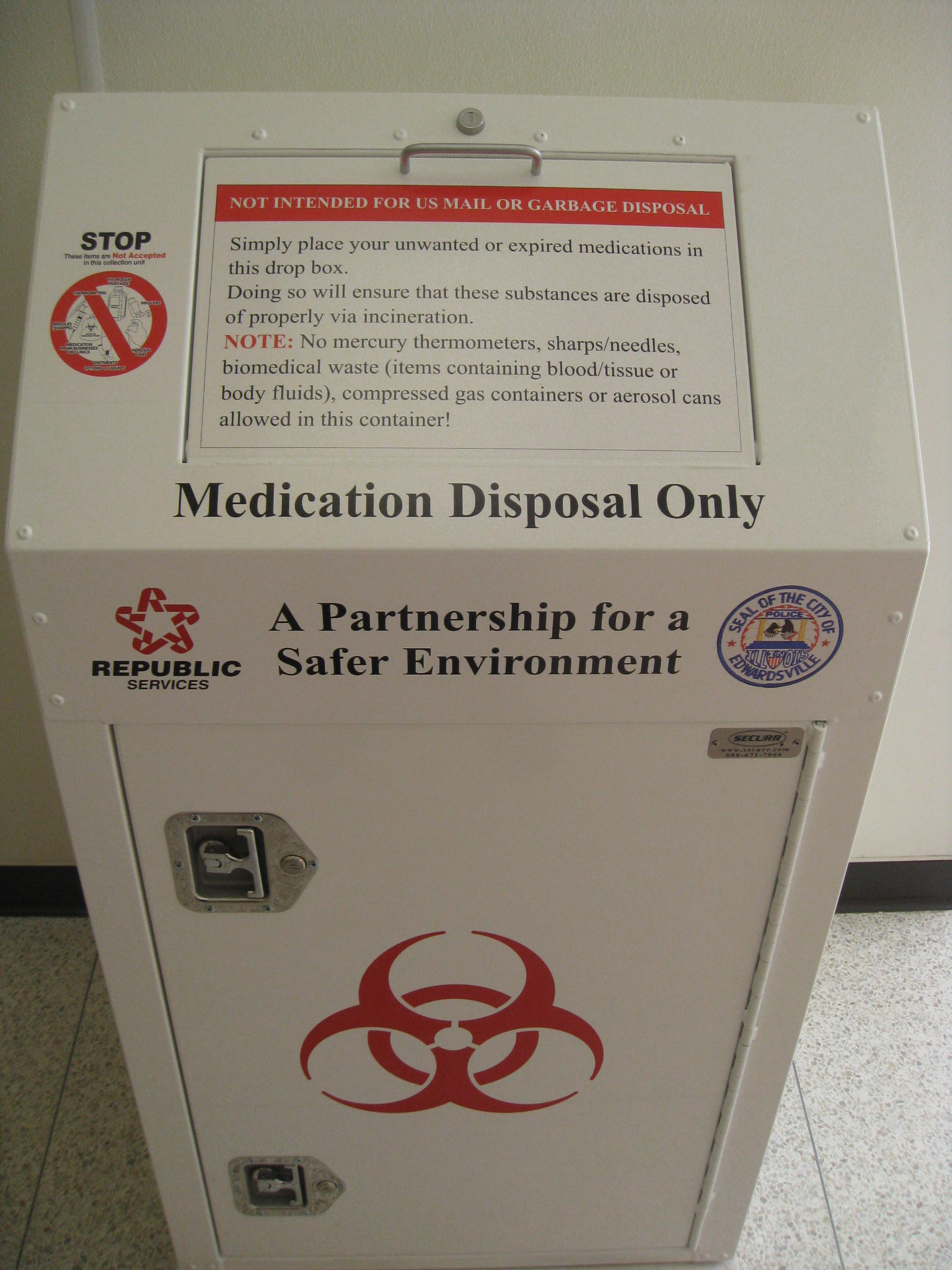 Pharmaceutical Disposal Receptacle